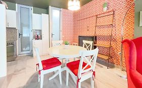 Loft 1 Bedroom Apartment In The Heart Of Athens